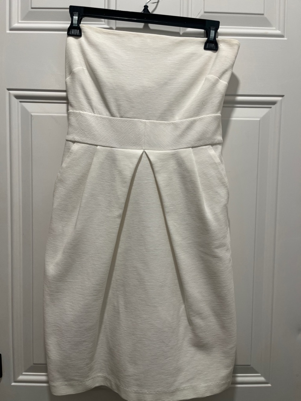 Banana Republic Strapless White Textured Sheath Dress